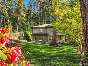 6560 NE Maxwell Lane, Bainbridge Island WA 98110
