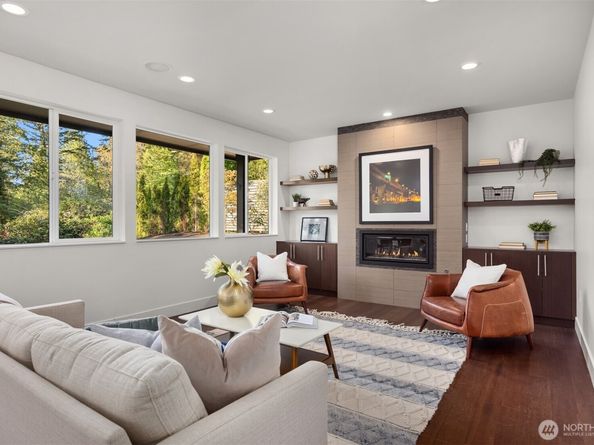 6560 NE Maxwell Lane, Bainbridge Island WA 98110