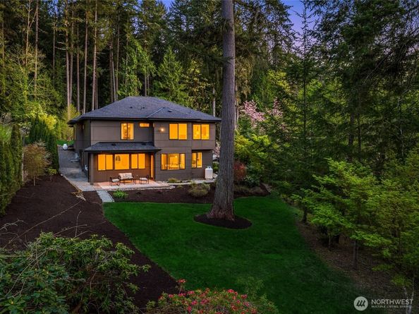 6560 NE Maxwell Lane, Bainbridge Island WA 98110