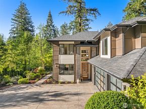 6560 NE Maxwell Lane, Bainbridge Island WA 98110