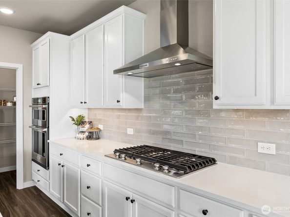 3900 McCormick Village Drive, Bremerton WA 98312