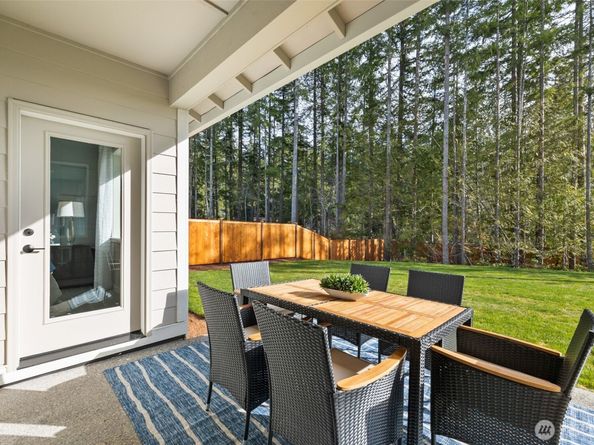 3900 McCormick Village Drive, Bremerton WA 98312