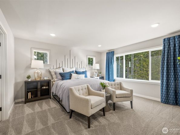 3900 McCormick Village Drive, Bremerton WA 98312