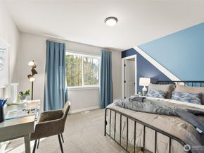 3900 McCormick Village Drive, Bremerton WA 98312