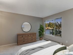 322 N 134th Street 203, Seattle WA 98133