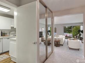 322 N 134th Street 203, Seattle WA 98133