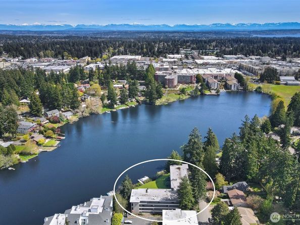 322 N 134th Street 203, Seattle WA 98133