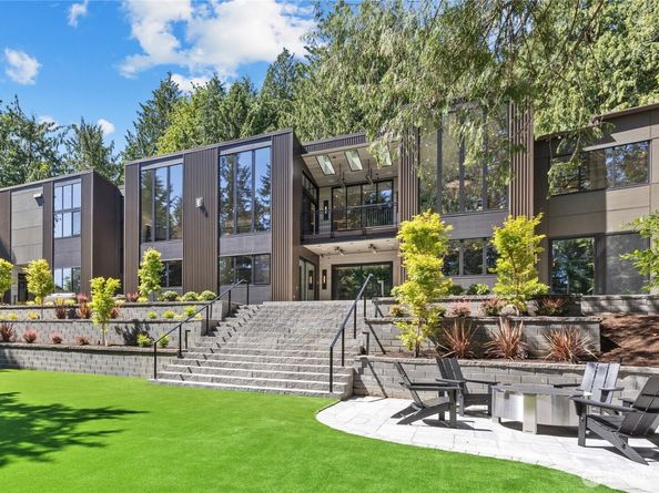 204 Northside Road, Bellevue WA 98004