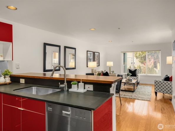 1906 Franklin Place E 103, Seattle WA 98102