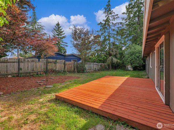 2133 S 253rd Street, Des Moines WA 98198