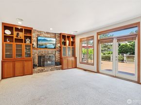 18913 SE 174th Way, Renton WA 98058
