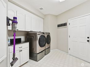 18913 SE 174th Way, Renton WA 98058