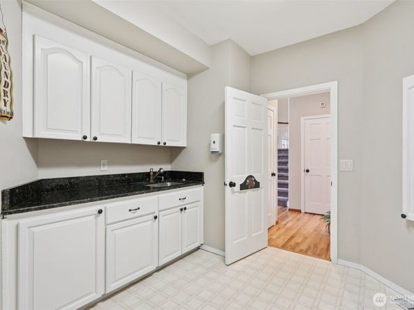 18913 SE 174th Way, Renton WA 98058