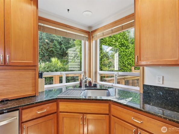 18913 SE 174th Way, Renton WA 98058