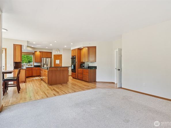 18913 SE 174th Way, Renton WA 98058