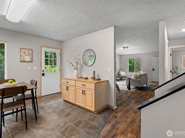 4562 SE Burley Olalla Road, Olalla WA 98359