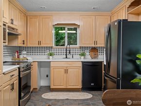 4562 SE Burley Olalla Road, Olalla WA 98359