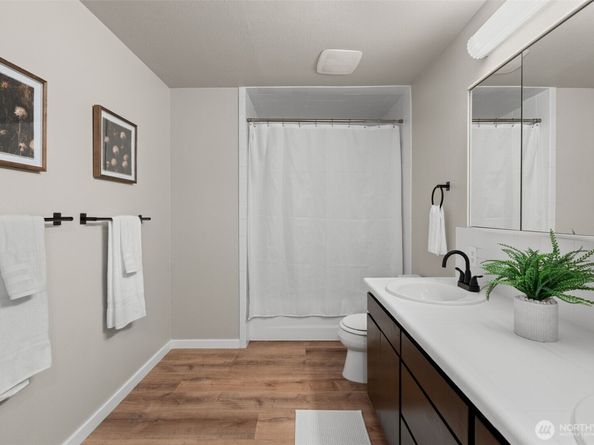 4562 SE Burley Olalla Road, Olalla WA 98359