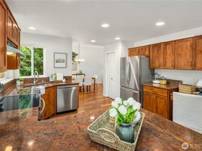 20108 NE 168th Place, Woodinville WA 98077