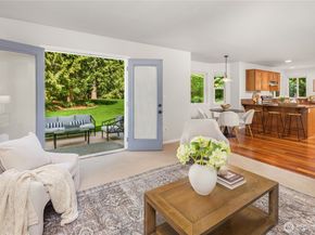 20108 NE 168th Place, Woodinville WA 98077