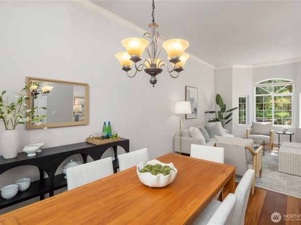 20108 NE 168th Place, Woodinville WA 98077