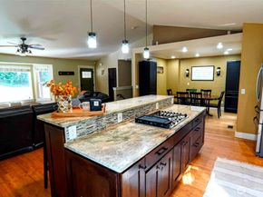 13704 Daybreak Place NW, Silverdale WA 98383