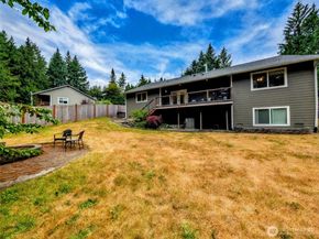 13704 Daybreak Place NW, Silverdale WA 98383