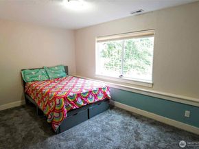 13704 Daybreak Place NW, Silverdale WA 98383