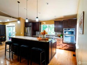 13704 Daybreak Place NW, Silverdale WA 98383