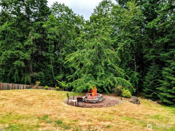 13704 Daybreak Place NW, Silverdale WA 98383