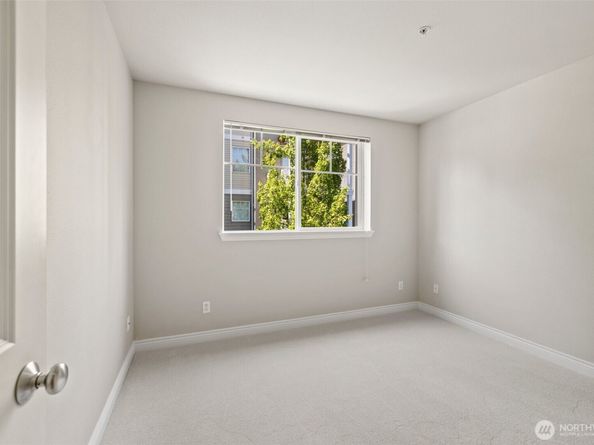 17432 Bothell Way NE B302, Bothell WA 98011