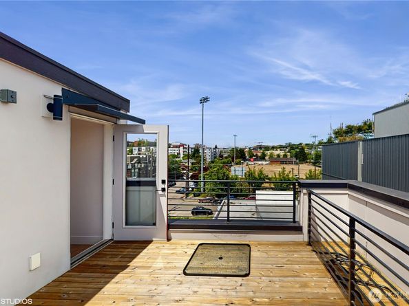 444 13th Avenue, Seattle WA 98122
