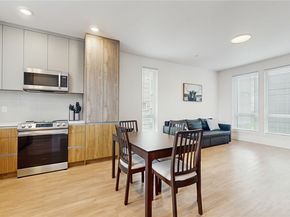444 13th Avenue, Seattle WA 98122
