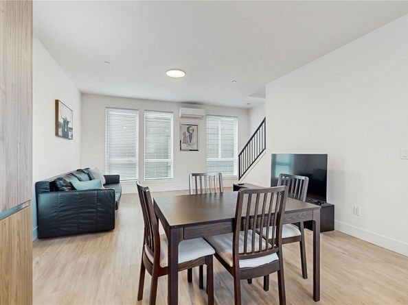 444 13th Avenue, Seattle WA 98122