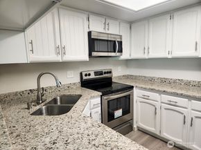 2611 NE 4th Street 234, Renton WA 98056