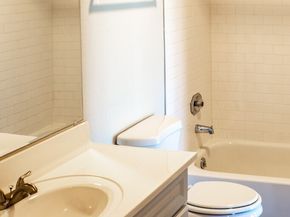 2611 NE 4th Street 234, Renton WA 98056