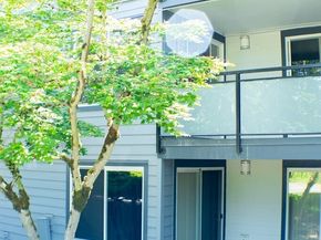 2611 NE 4th Street 234, Renton WA 98056