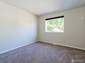 2409 NE 11th Court, Renton WA 98056