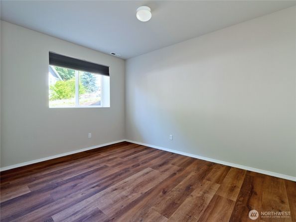 2409 NE 11th Court, Renton WA 98056