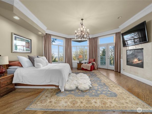 5325 145th Place SE, Bellevue WA 98006
