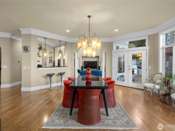 5325 145th Place SE, Bellevue WA 98006