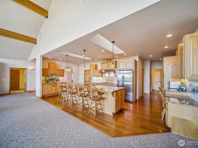 8151 E Seaview Drive, Port Orchard WA 98366