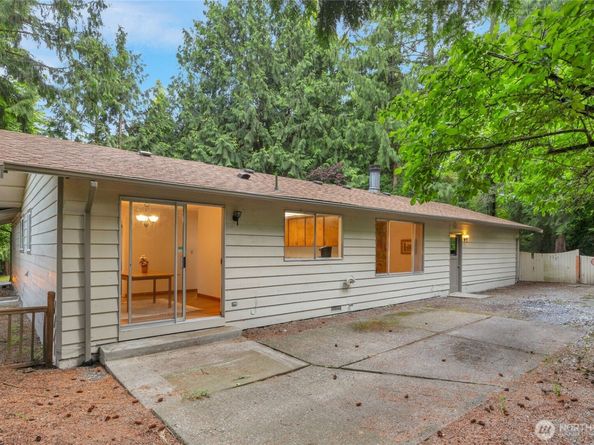 19029 56th Lane NE, Kenmore WA 98028