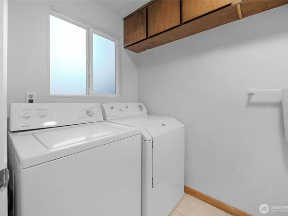 19029 56th Lane NE, Kenmore WA 98028