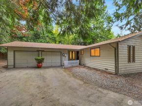 19029 56th Lane NE, Kenmore WA 98028