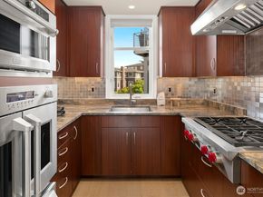 1311 Palm Ave SW, Seattle WA 98116