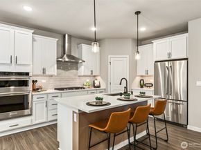 2086 NE Norseman Way, Poulsbo WA 98370