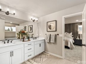 2086 NE Norseman Way, Poulsbo WA 98370