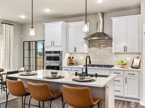 2086 NE Norseman Way, Poulsbo WA 98370
