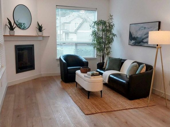 1900 Weaver Road F102, Snohomish WA 98290
